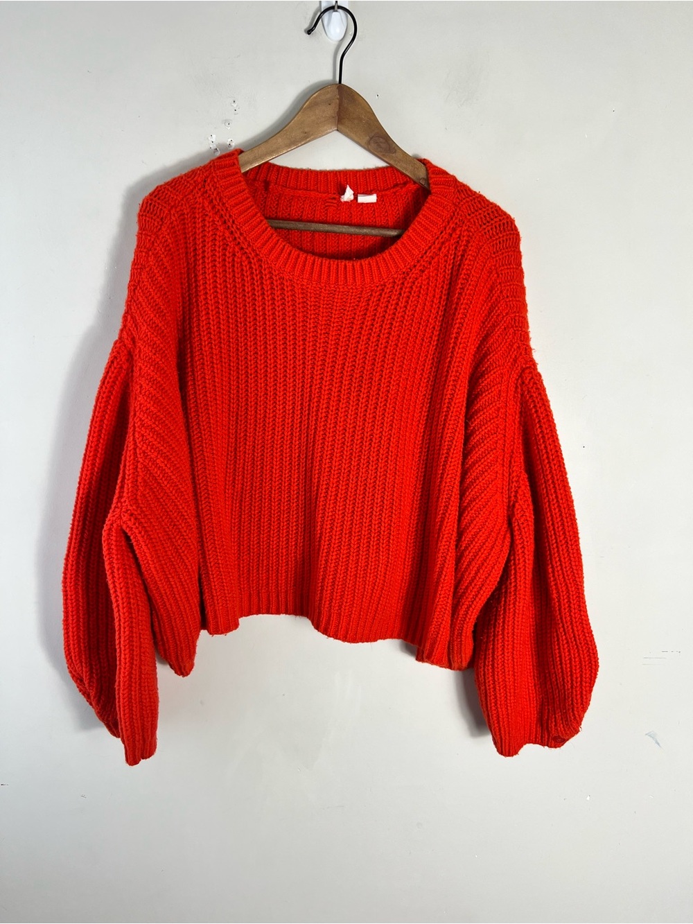 Anthropologie Moth Baja Orange Chunky Knit Oversized Cropped Sweater Size Medium - Picture 3 of 13